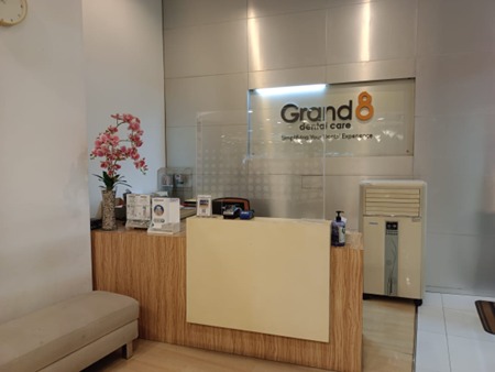 Lobby Klinik Gigi Grand 8 Metropolitan Mall Bekasi